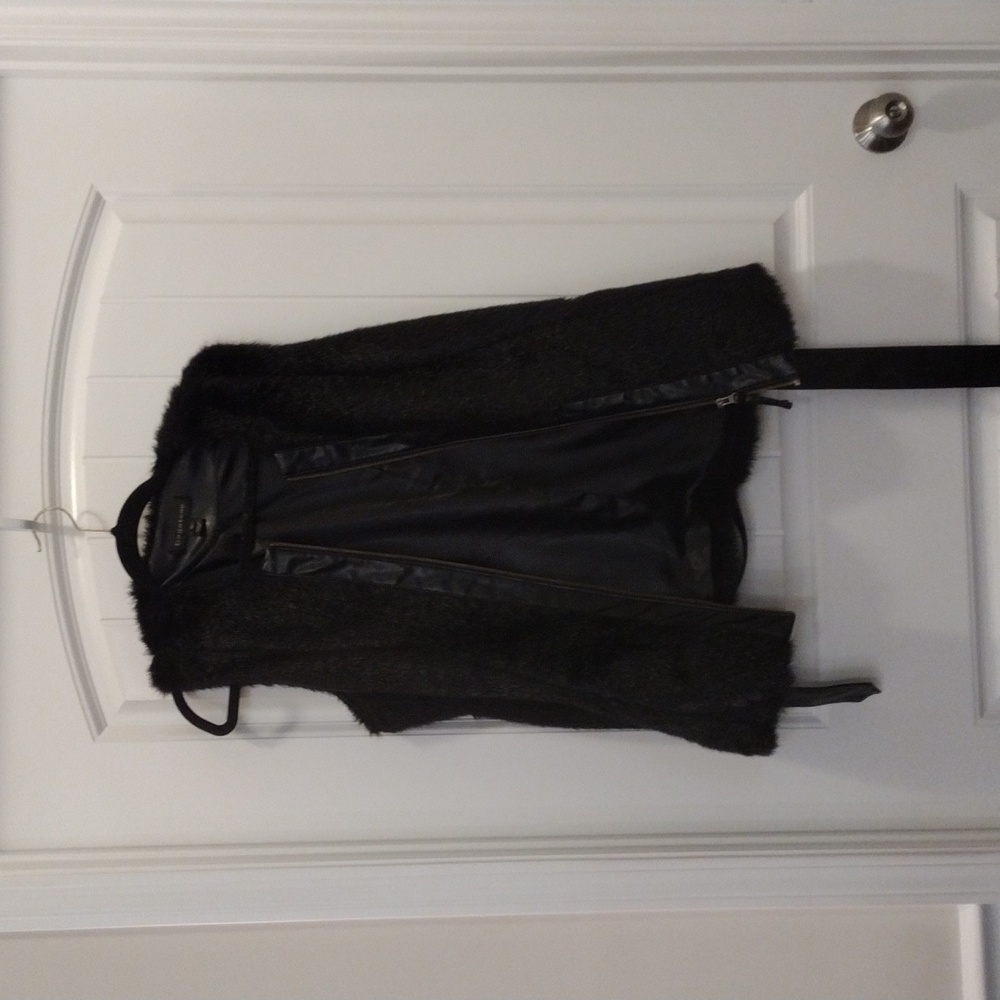 a bagatelle fur vest